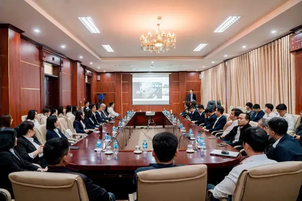 images_tin-tuc_news-image-91-chu-tich-gioi-thieu