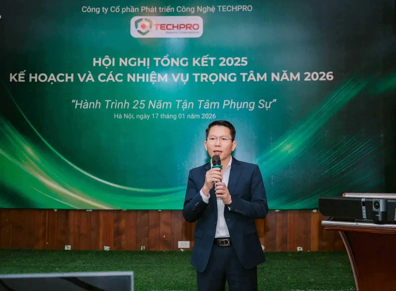 Đỗ Đức Hậu